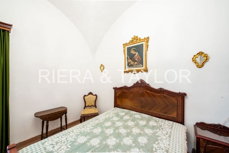 6 soveværelse Byhus til salg i Campos - € 1.300.000 (Ref: 6626759)