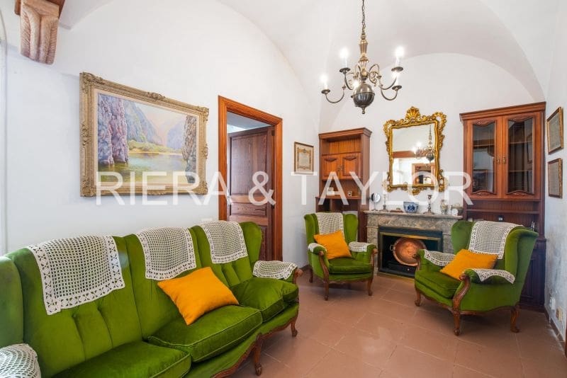 6 soveværelse Byhus til salg i Campos - € 1.300.000 (Ref: 6626759)