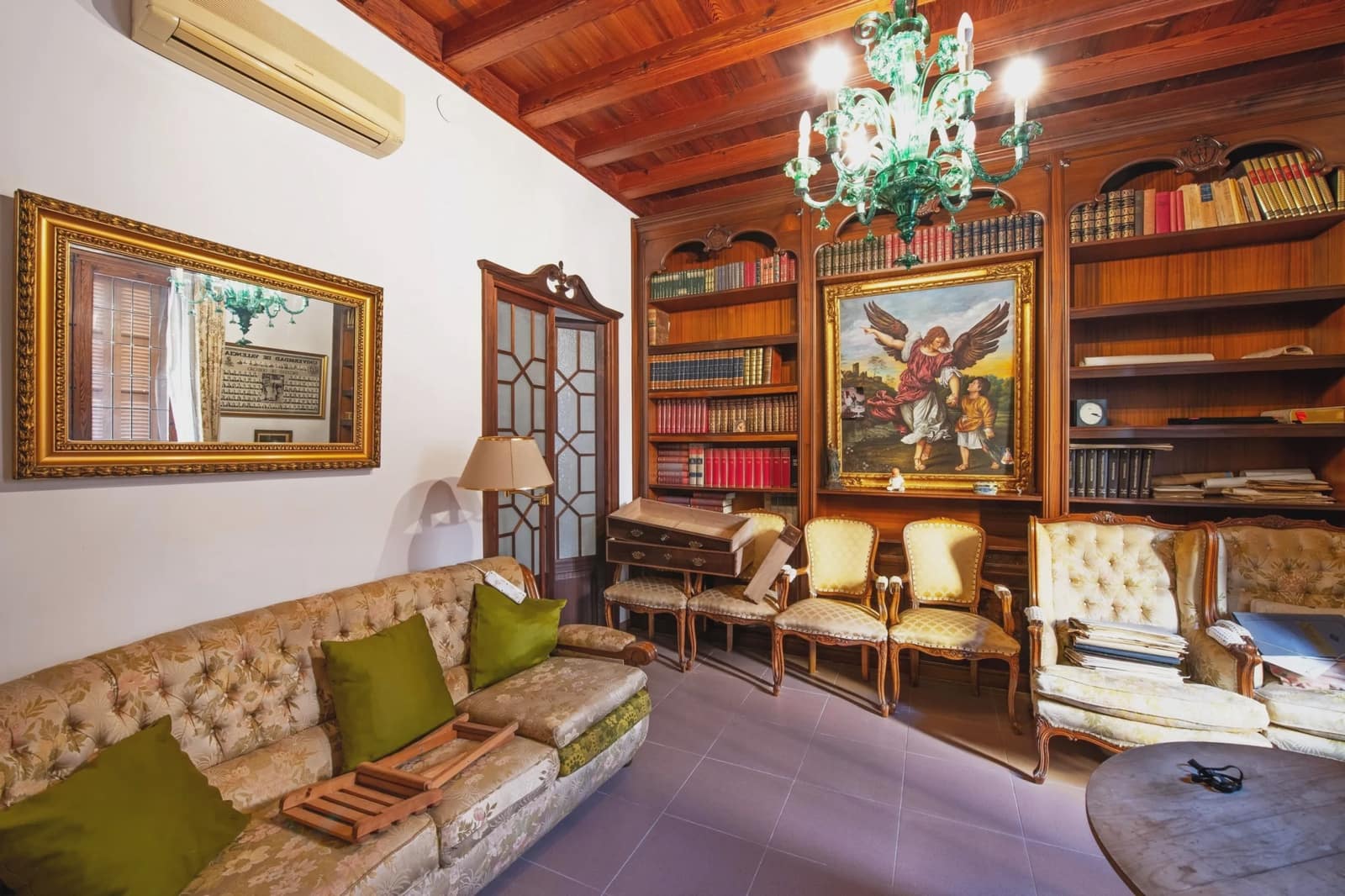 6 bedroom Townhouse for sale in Campos - € 1,300,000 (Ref: 6626759)