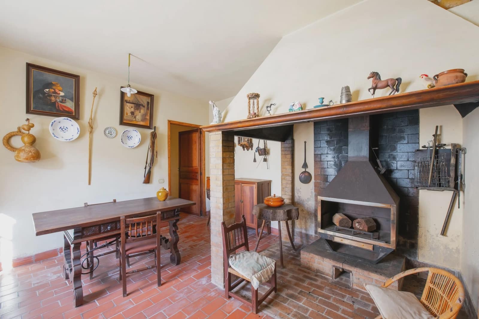 6 bedroom Townhouse for sale in Campos - € 1,300,000 (Ref: 6626759)