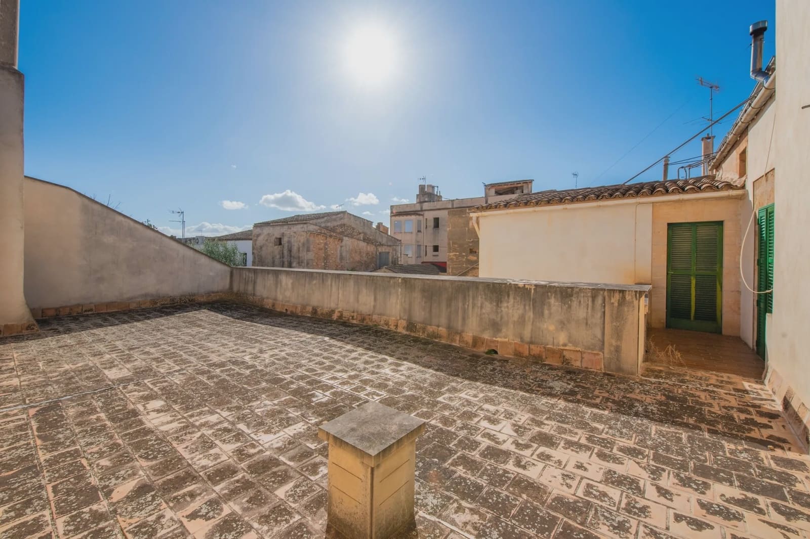 6 bedroom Townhouse for sale in Campos - € 1,300,000 (Ref: 6626759)