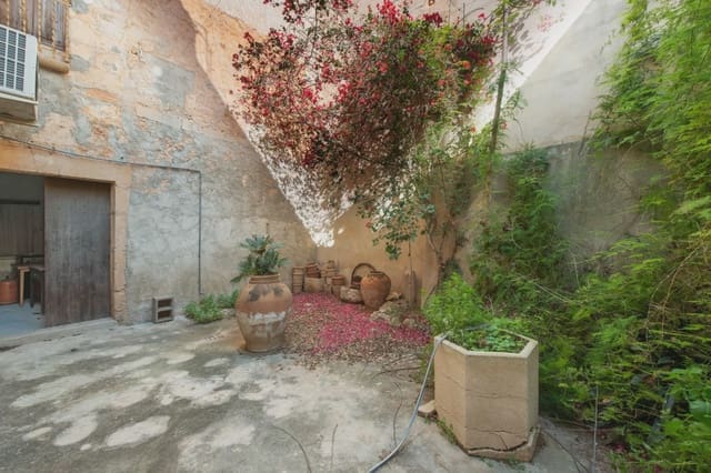 6 soveværelse Byhus til salg i Campos - € 1.300.000 (Ref: 6626759)