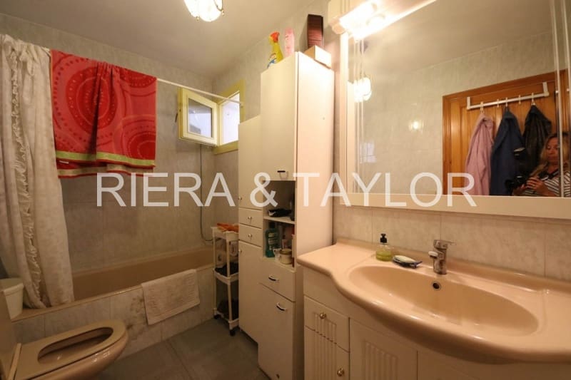 5 soveværelse Byhus til salg i Cala Bona - € 1.590.000 (Ref: 6757303)