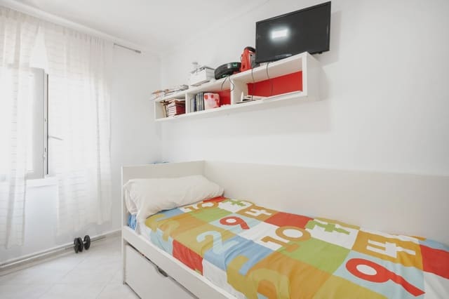 4 soveværelse Lejlighed til salg i Cala Millor, Son Servera - € 289.000 (Ref: 6801435)