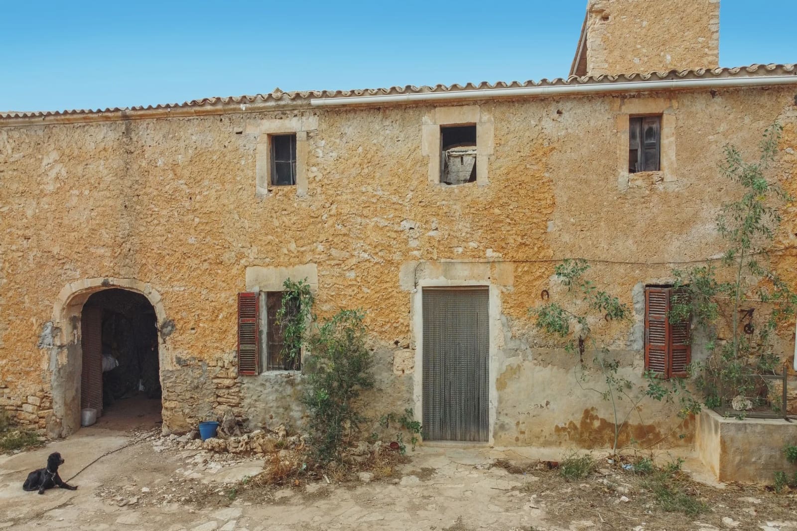 2 bedroom Finca/Country House for sale in Calas de Mallorca - € 1,100,000 (Ref: 7110605)