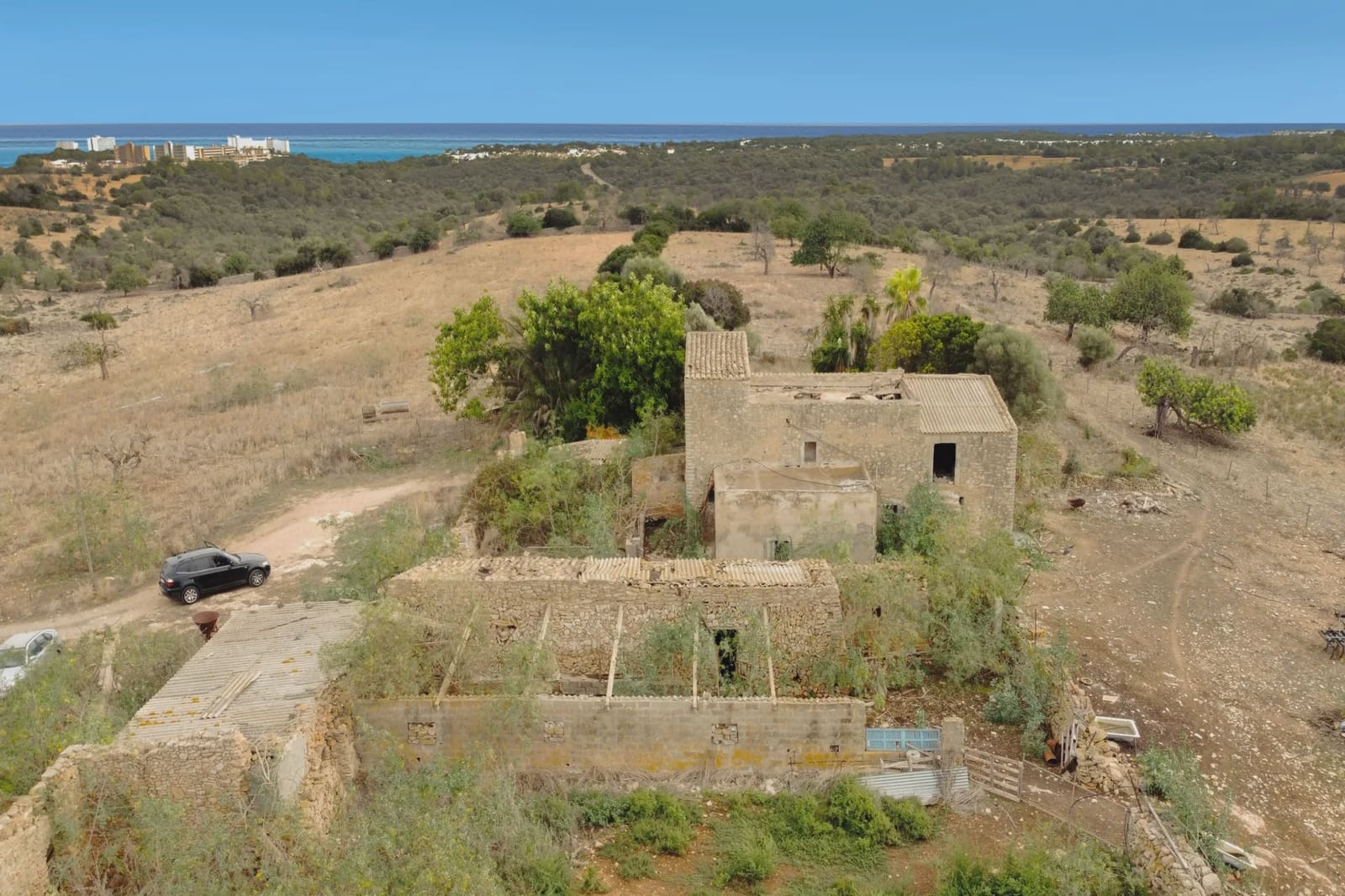 2 bedroom Finca/Country House for sale in Calas de Mallorca - € 1,100,000 (Ref: 7110605)