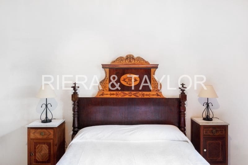 5 soveværelse Byhus til salg i Muro - € 1.500.000 (Ref: 7203282)