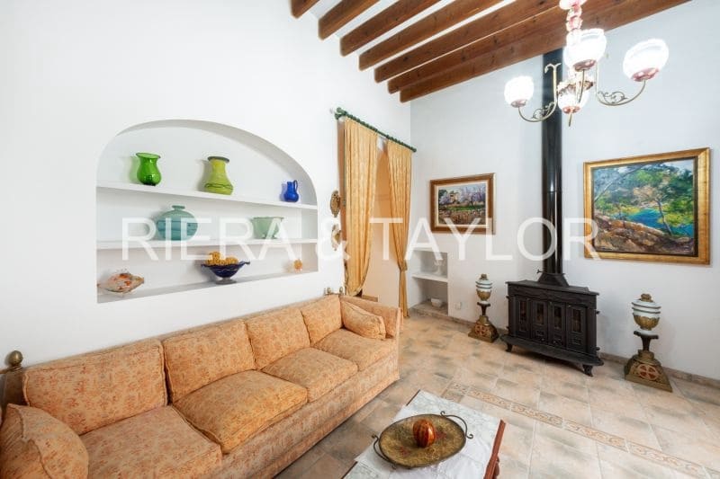 5 soveværelse Byhus til salg i Muro - € 1.500.000 (Ref: 7203282)