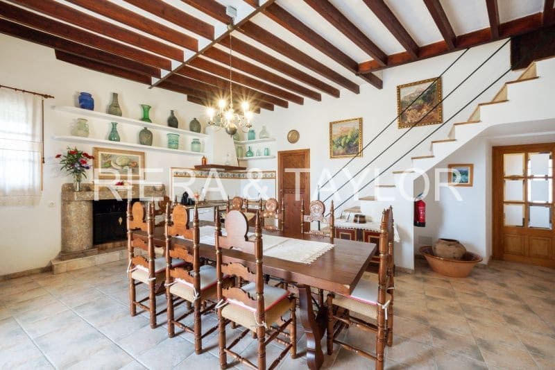 5 soveværelse Byhus til salg i Muro - € 1.500.000 (Ref: 7203282)