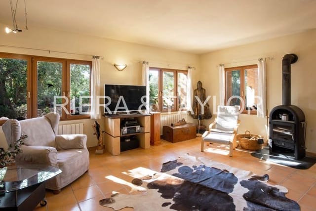 3 slaapkamer Finca/Landhuis te koop in Portocristo / Port de Manacor, Manacor - € 1.795.000 (Ref: 7364813)