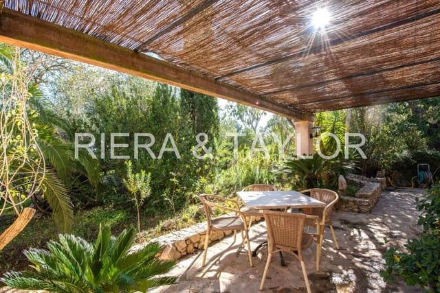 3 slaapkamer Finca/Landhuis te koop in Portocristo / Port de Manacor, Manacor - € 1.795.000 (Ref: 7364813)