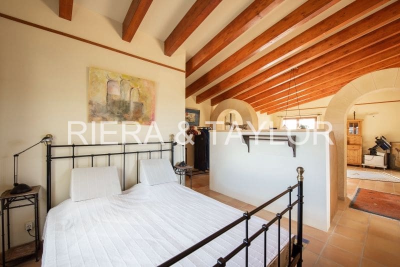 3 bedroom Finca/Country House for sale in Portocristo / Port de Manacor - € 1,795,000 (Ref: 7364813)