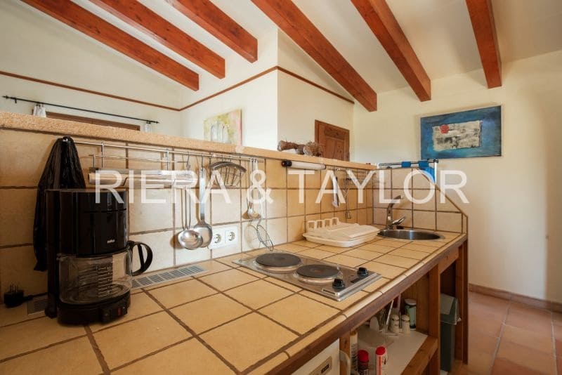 3 bedroom Finca/Country House for sale in Portocristo / Port de Manacor - € 1,795,000 (Ref: 7364813)