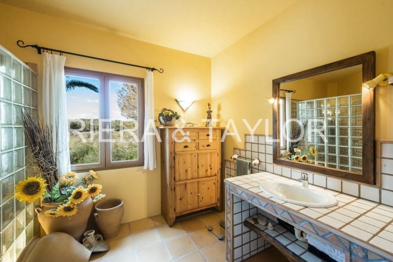 3 bedroom Finca/Country House for sale in Portocristo / Port de Manacor - € 1,795,000 (Ref: 7364813)