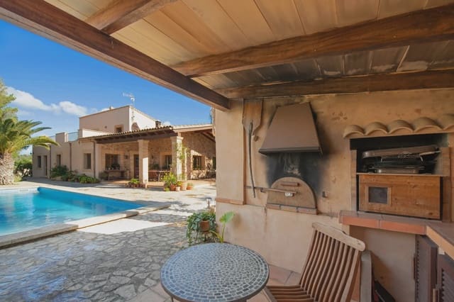 3 sypialnia Finka/Dom wiejski na sprzedaż w Portocristo / Port de Manacor, Manacor z basenem garażem - 1 695 000 € (Ref: 7364813)