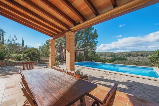 3 sypialnia Finka/Dom wiejski na sprzedaż w Portocristo / Port de Manacor, Manacor z basenem garażem - 1 695 000 € (Ref: 7364813)