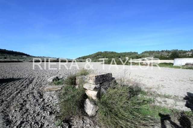 Finca/Landhuis te koop in Sant Joan - € 210.000 (Ref: 7385437)