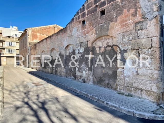 Villa for sale in Manacor - € 955,000 (Ref: 7385440)