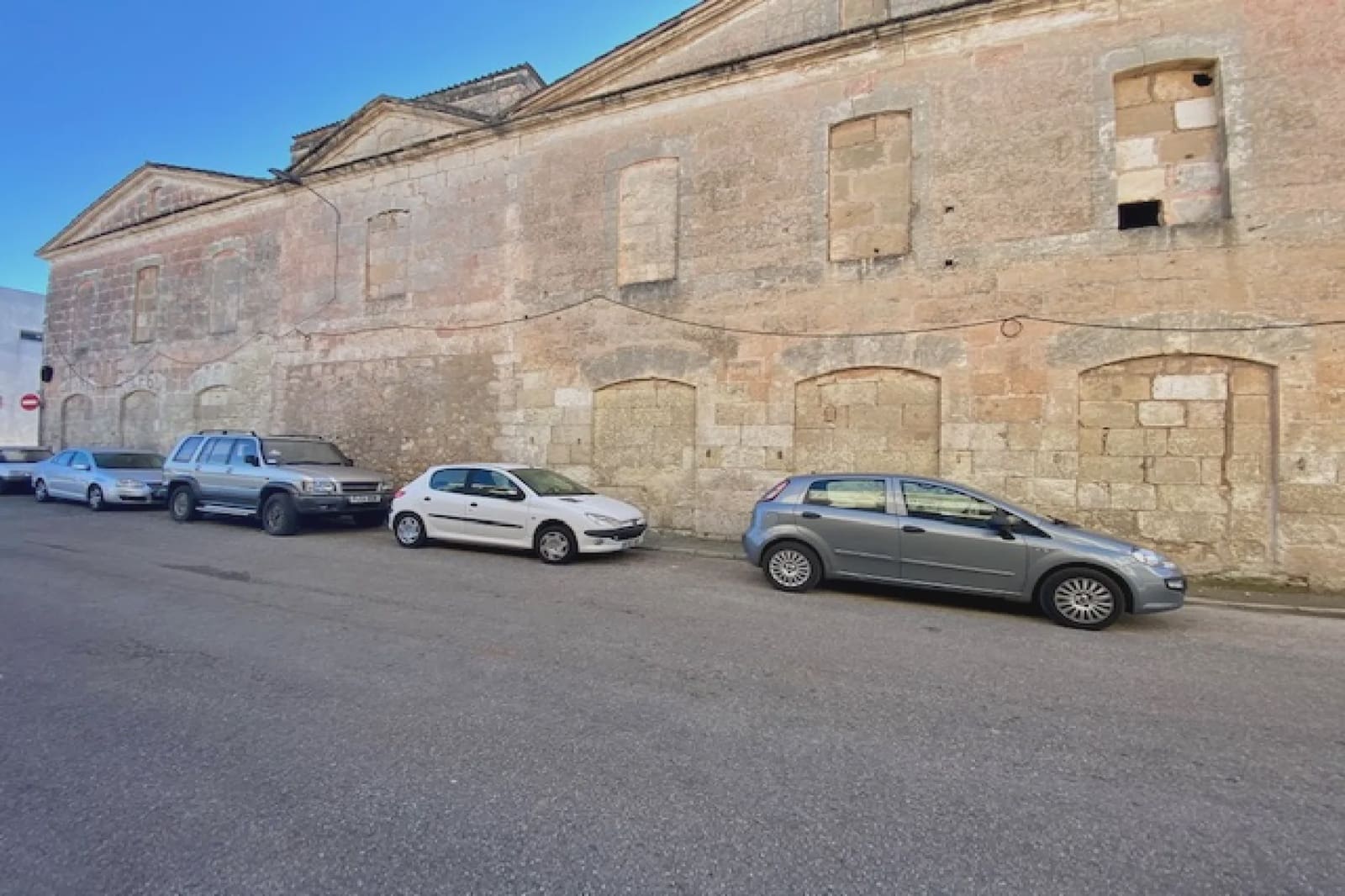 Villa for sale in Manacor - € 955,000 (Ref: 7385440)
