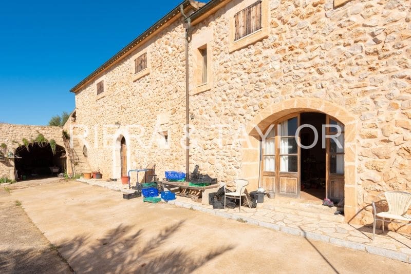 4 bedroom Finca/Country House for sale in Sant Llorenc des Cardassar - € 4,250,000 (Ref: 7504070)
