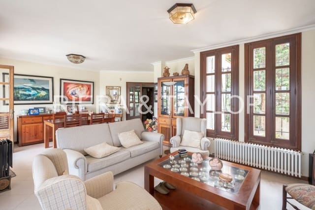 4 soveværelse Byhus til salg i Cala Mandia, Manacor - € 1.350.000 (Ref: 7570052)