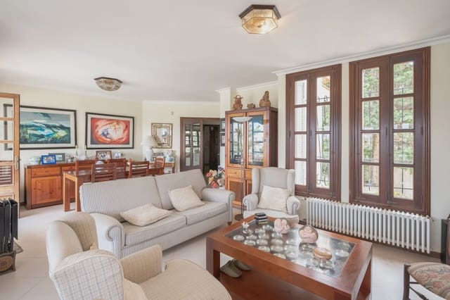 4 soveværelse Byhus til salg i Cala Mandia, Manacor - € 1.350.000 (Ref: 7570052)