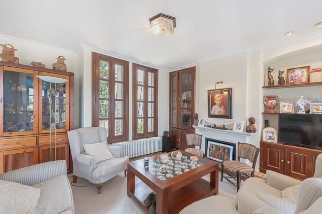 4 soveværelse Byhus til salg i Cala Mandia, Manacor - € 1.350.000 (Ref: 7570052)