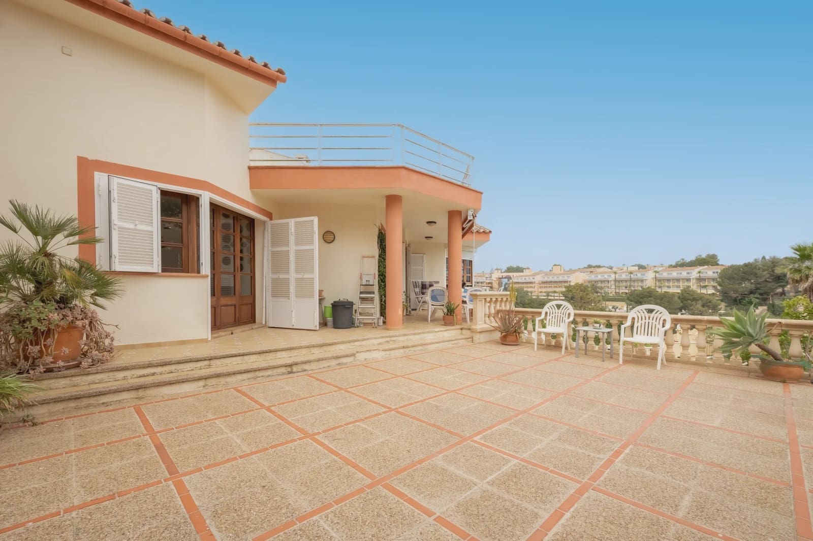 4 makuuhuone Omakotitalo myytävänä paikassa Cala Mandia - 1 350 000 € (Ref: 7570052)