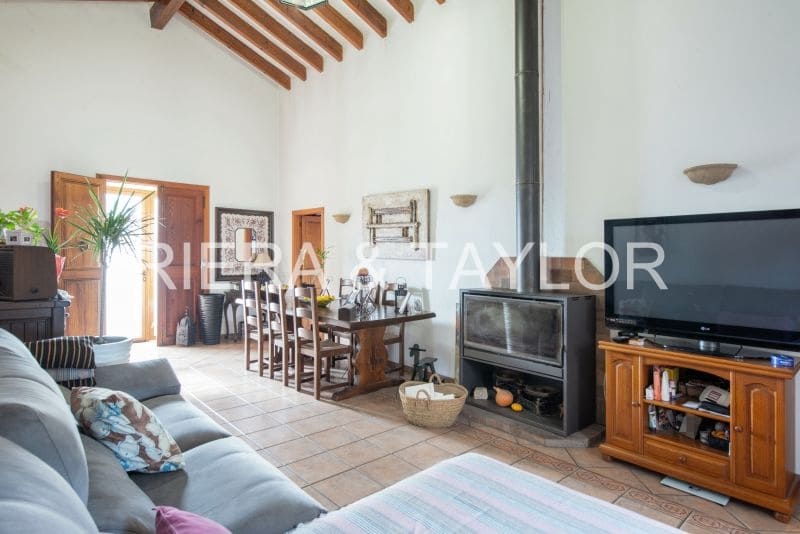 3 bedroom Finca/Country House for sale in Manacor - € 600,000 (Ref: 7710090)