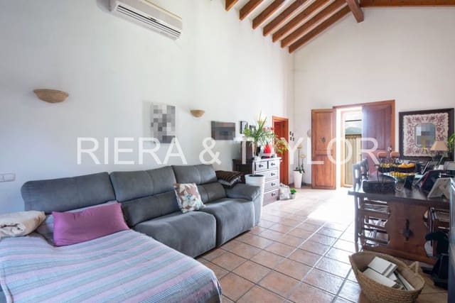 3 bedroom Finca/Country House for sale in Manacor - € 600,000 (Ref: 7710090)