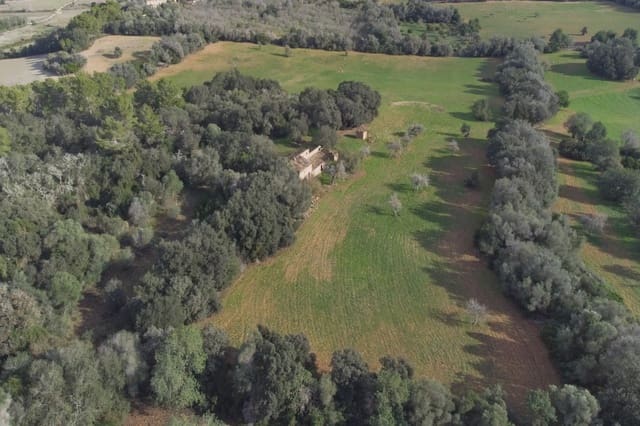 Finca/Herregård til salgs i Manacor - € 1 200 000 (Ref: 7718537)