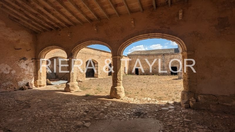 Finca/Casa di Campagna in vendita in Vilafranca de Bonany - 4.150.000 € (Rif: 8059391)