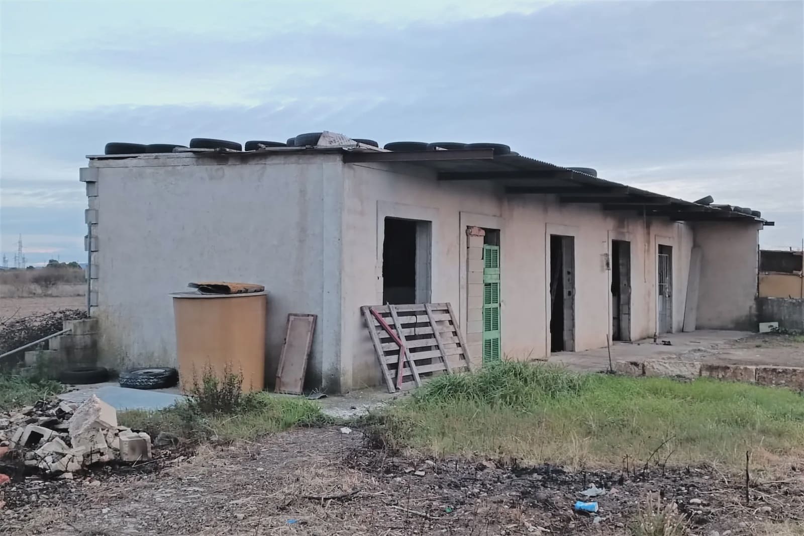 3 soverom Finca/Herregård til salgs i Manacor - € 300 000 (Ref: 8074354)