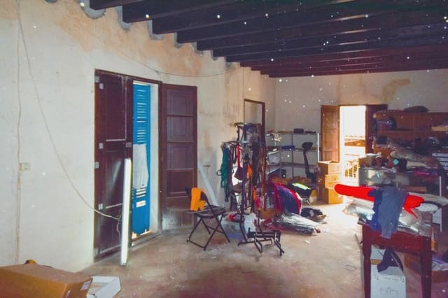 Byhus til salg i Manacor - € 275.000 (Ref: 8074364)