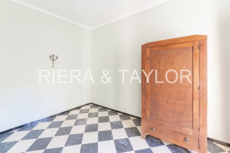 8 soveværelse Byhus til salg i Son Servera - € 700.000 (Ref: 8074371)