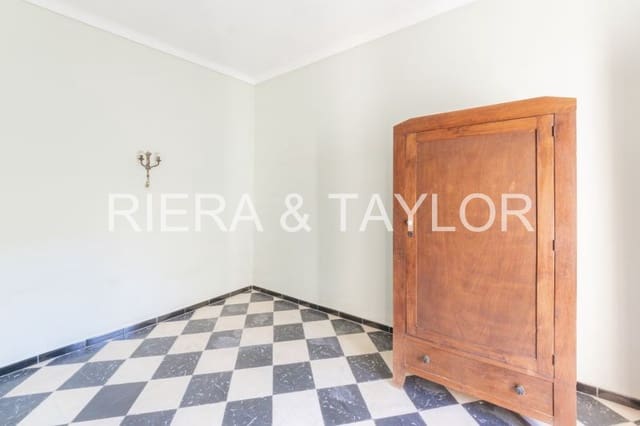 8 soveværelse Byhus til salg i Son Servera - € 700.000 (Ref: 8074371)