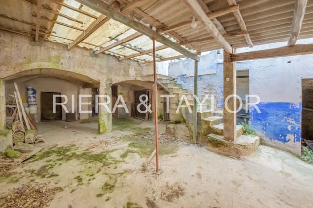 8 soveværelse Byhus til salg i Son Servera - € 700.000 (Ref: 8074371)