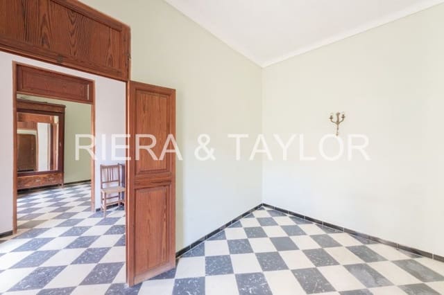 8 soveværelse Byhus til salg i Son Servera - € 700.000 (Ref: 8074371)