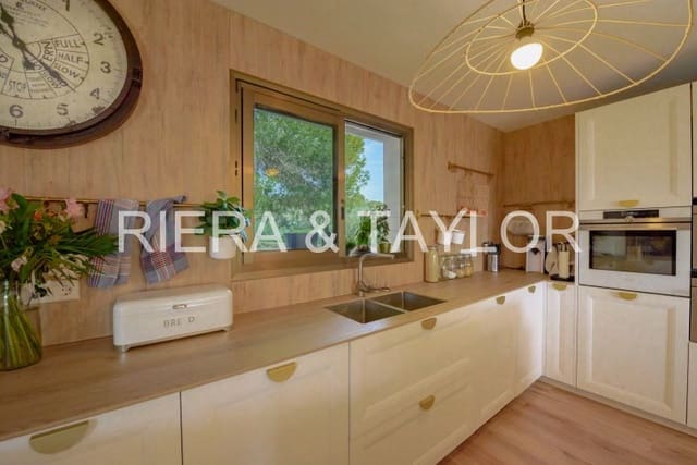 3 slaapkamer Finca/Landhuis te koop in Sa Rapita / La Rapita, Campos - € 2.395.000 (Ref: 8074373)