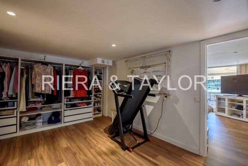 3 slaapkamer Finca/Landhuis te koop in Sa Rapita / La Rapita - € 2.395.000 (Ref: 8074373)