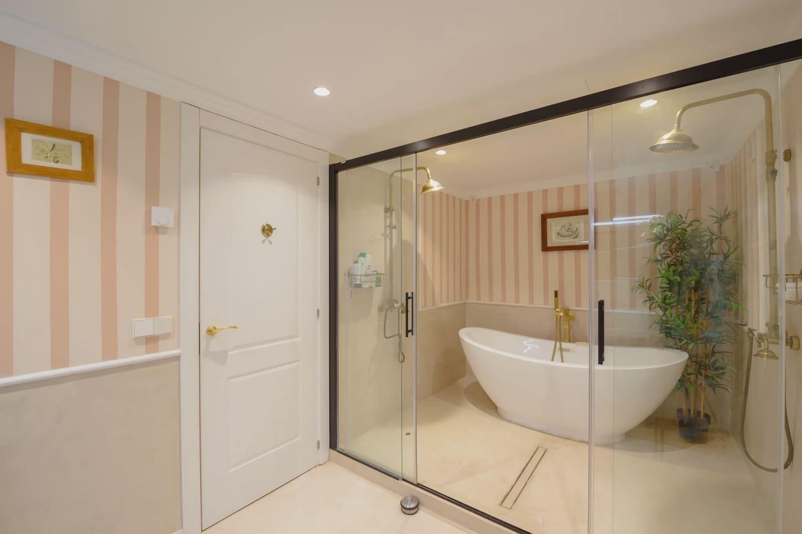 3 slaapkamer Finca/Landhuis te koop in Sa Rapita / La Rapita - € 2.395.000 (Ref: 8074373)