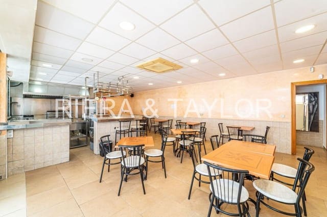 Erhverv til salg i Puerto de Alcudia, Alcúdia - € 324.000 (Ref: 8200965)