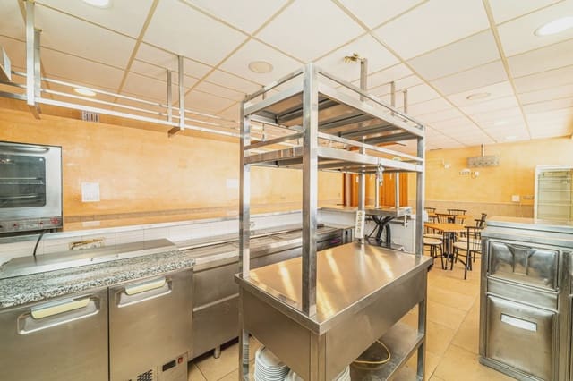 Erhverv til salg i Puerto de Alcudia, Alcúdia - € 324.000 (Ref: 8200965)