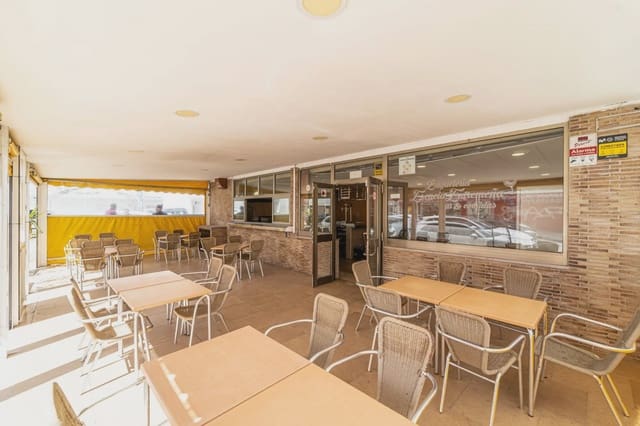 Erhverv til salg i Puerto de Alcudia, Alcúdia - € 324.000 (Ref: 8200965)