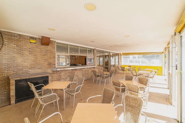 Erhverv til salg i Puerto de Alcudia, Alcúdia - € 324.000 (Ref: 8200965)