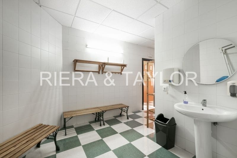 Erhverv til salg i Portocristo / Port de Manacor - € 243.900 (Ref: 8200969)