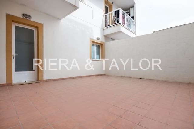 Commercial for sale in Portocristo / Port de Manacor, Manacor - € 243,900 (Ref: 8200969)