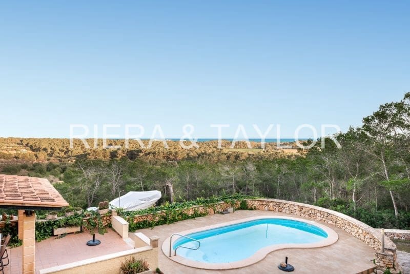 4 soveværelse Finca/Landehus til salg i Cala Murada - € 1.490.000 (Ref: 8200976)
