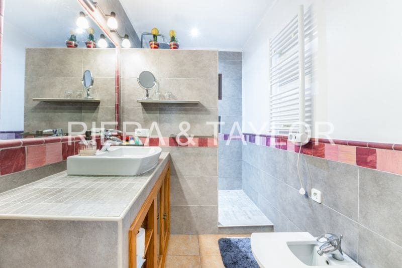 4 soveværelse Finca/Landehus til salg i Cala Murada - € 1.490.000 (Ref: 8200976)