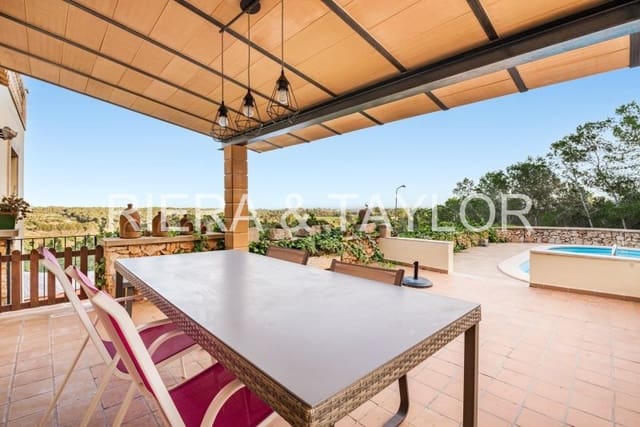 4 soveværelse Finca/Landehus til salg i Cala Murada, Manacor - € 1.490.000 (Ref: 8200976)